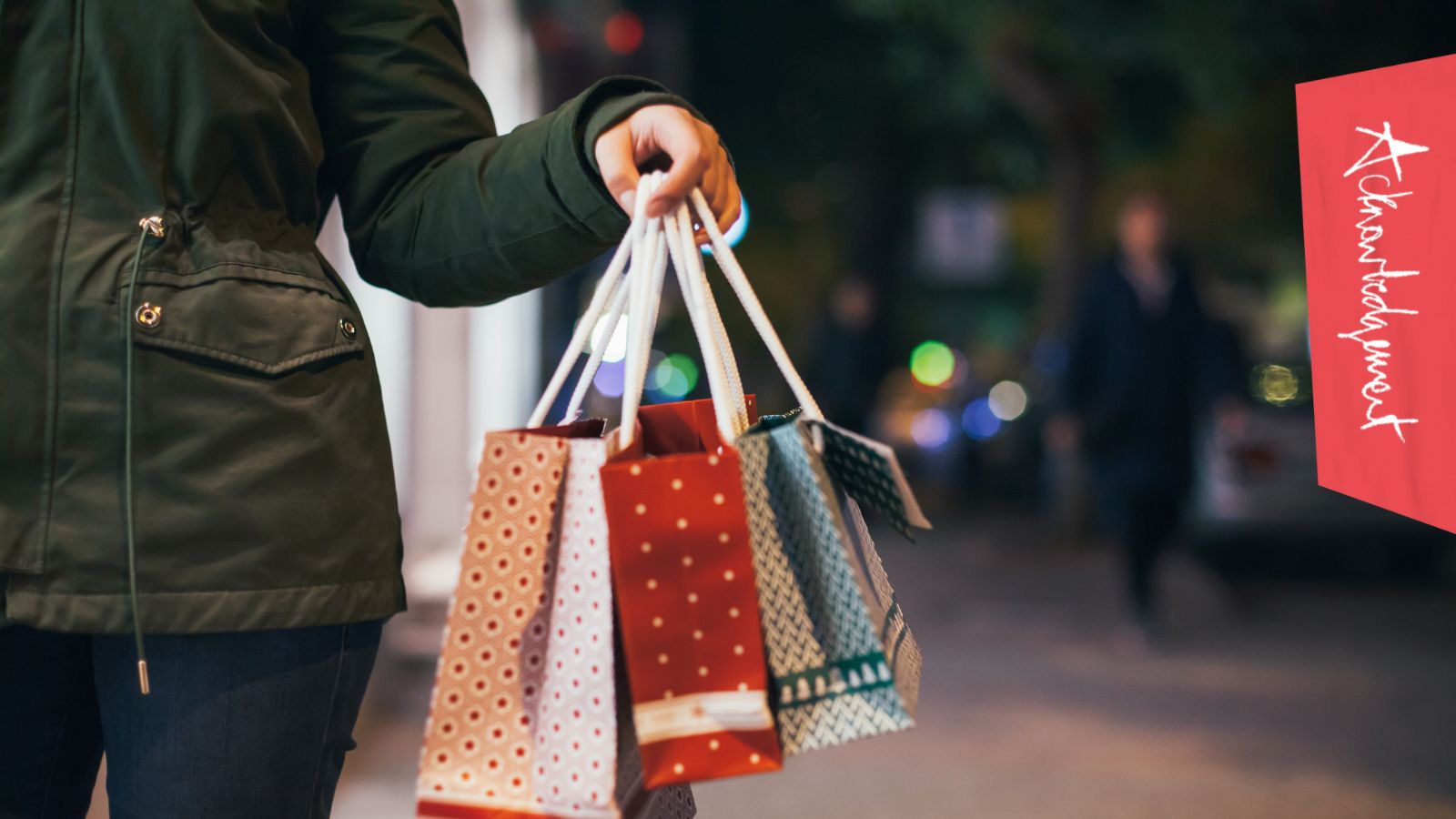 Shopper carrying bags